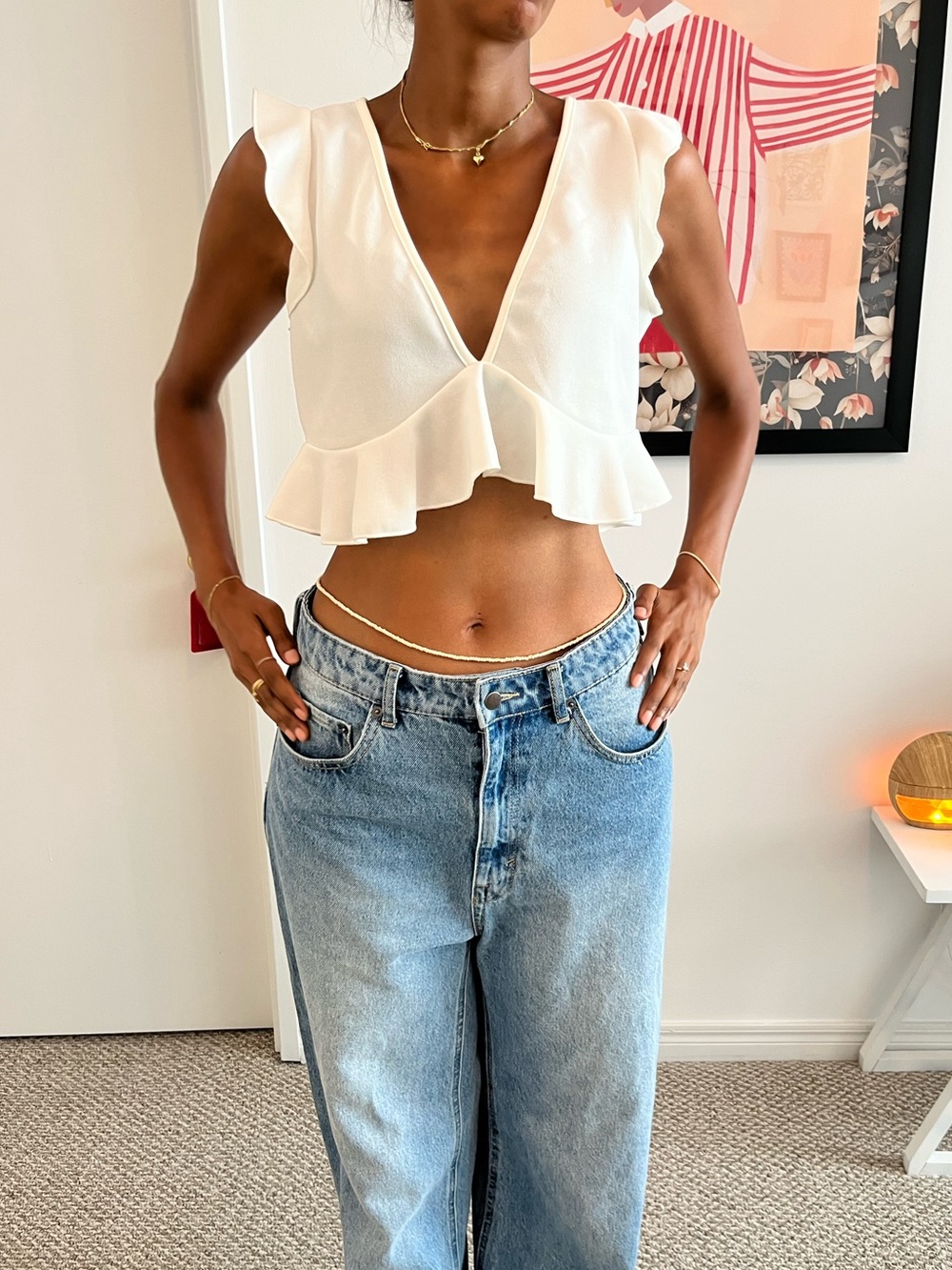 White V neck crop top M